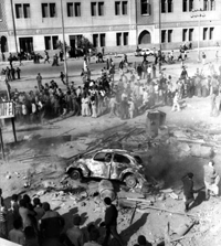 1977 - Bröd Intifadan.gif