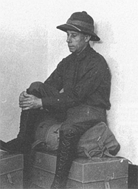 B.traven2.gif